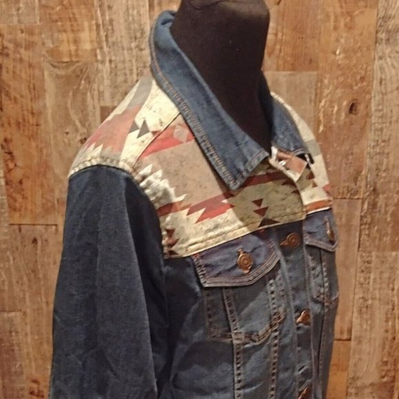 COPY - NWT $95 FRYE AND CO SOUTHWEST AZTEC WOMENS BLUE JEAN TRUCKER JACKET SZ 3X - Picture 5 of 9